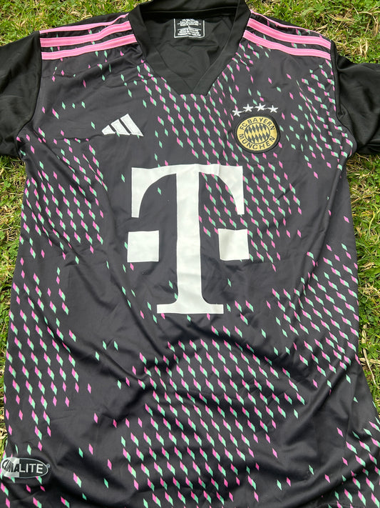 Bayern Munich soccer kit