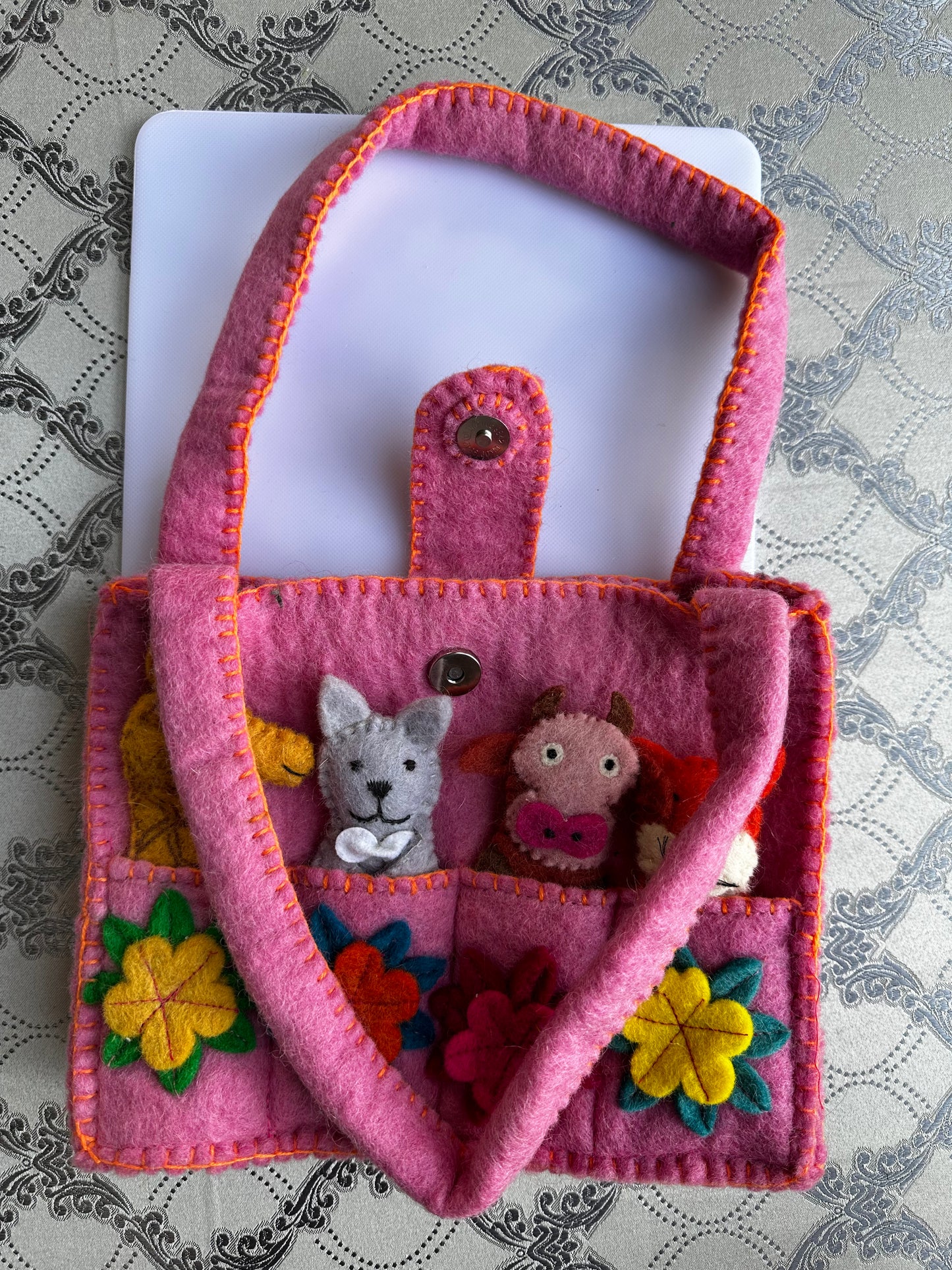 Felt Play Bag & 4 Little Hand Knitted Finger Puppets Fab Gift Cute Handmade