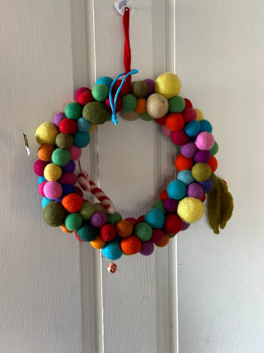 Christmas wreath, felt ball, 100% woolen